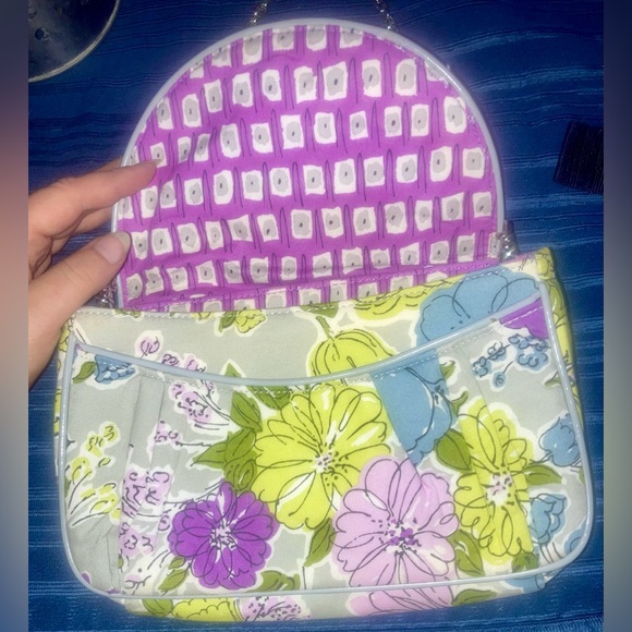 Vera Bradley Petite Chain Bag/Purse in “Watercolor”-RARE, RETIRED pattern! - Picture 3 of 10